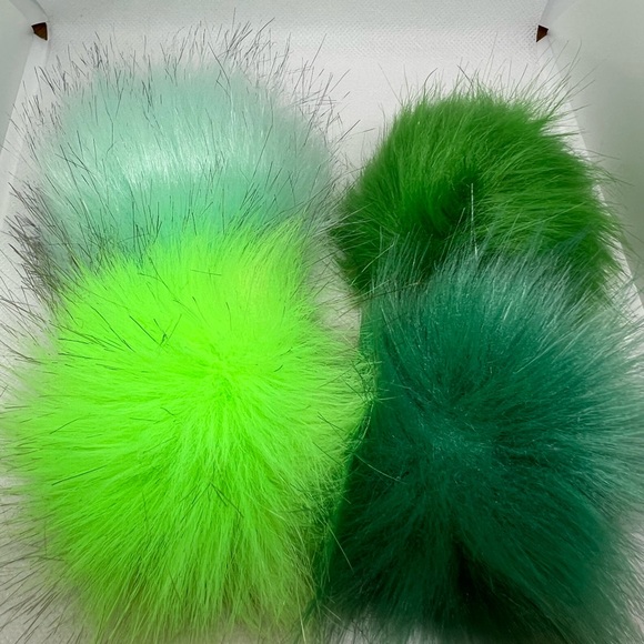 Pompoms 2 for $20 get 2 FREE!! Lots of colors. - Picture 14 of 16